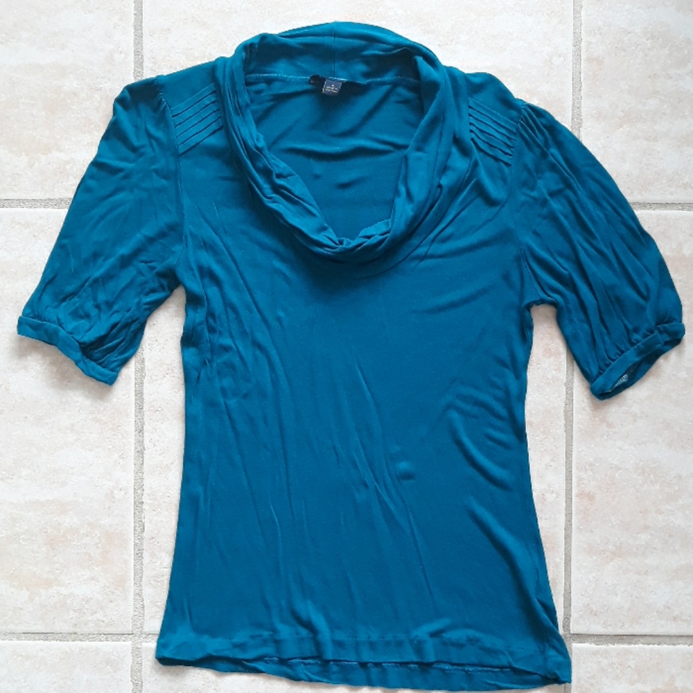 Banana Republic top - Picture 8 of 8